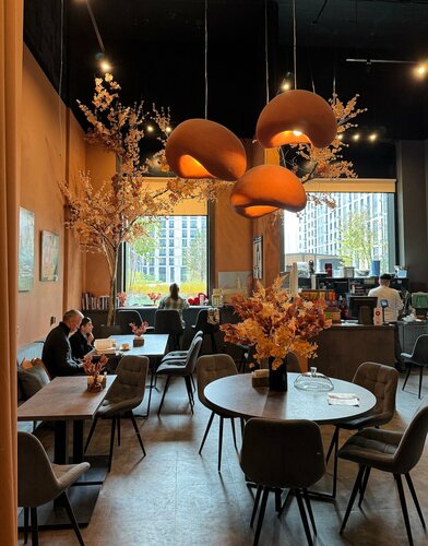 Жалаңаш актрисалар Арнтгольц