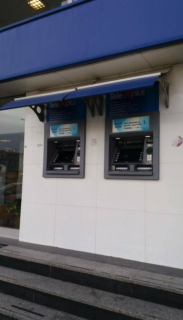 ATM Yapi Kredi, Istanbul, photo
