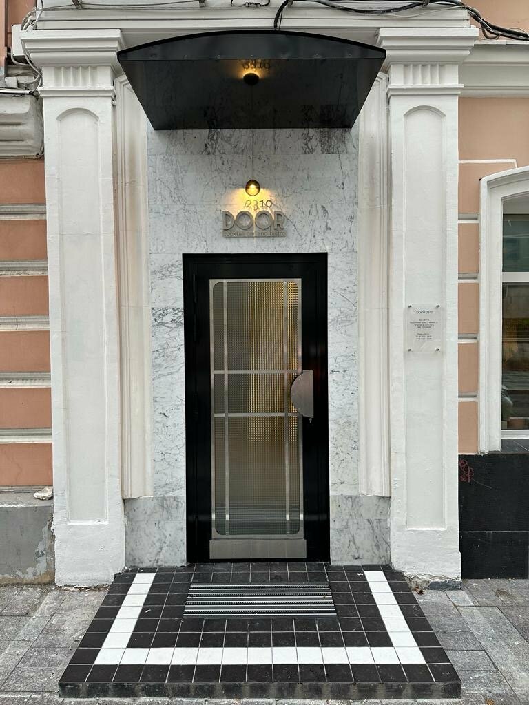 Бар, паб Door 2310, Москва, фото