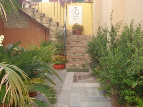 Фото Guest House Il Giardino Segreto