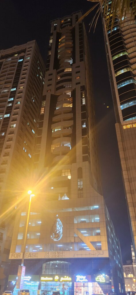 Tower Burj Al Owais Building, Sharjah, photo