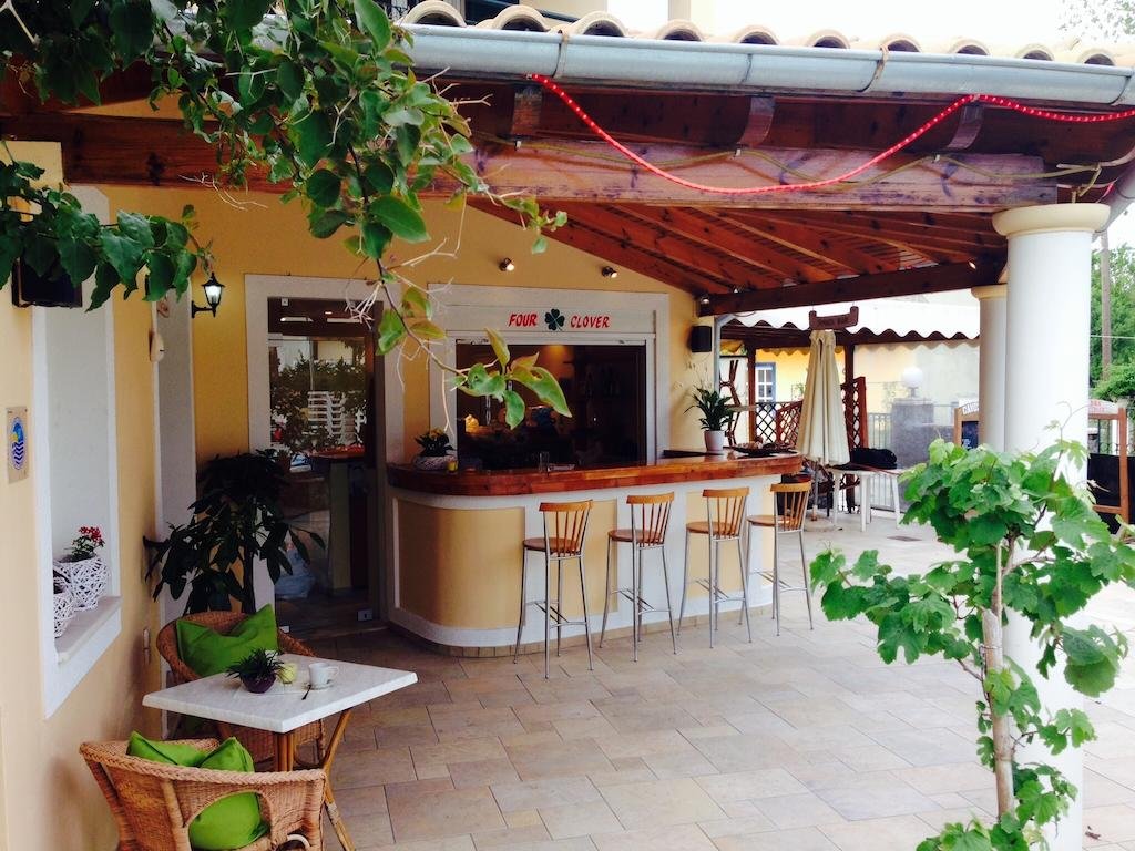 Фото Toni's Guesthouse