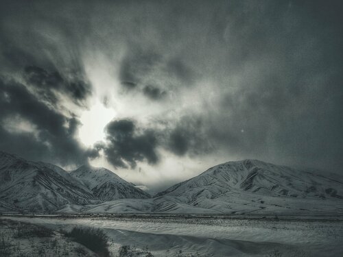 Әнші Йолканың киізінің суреті