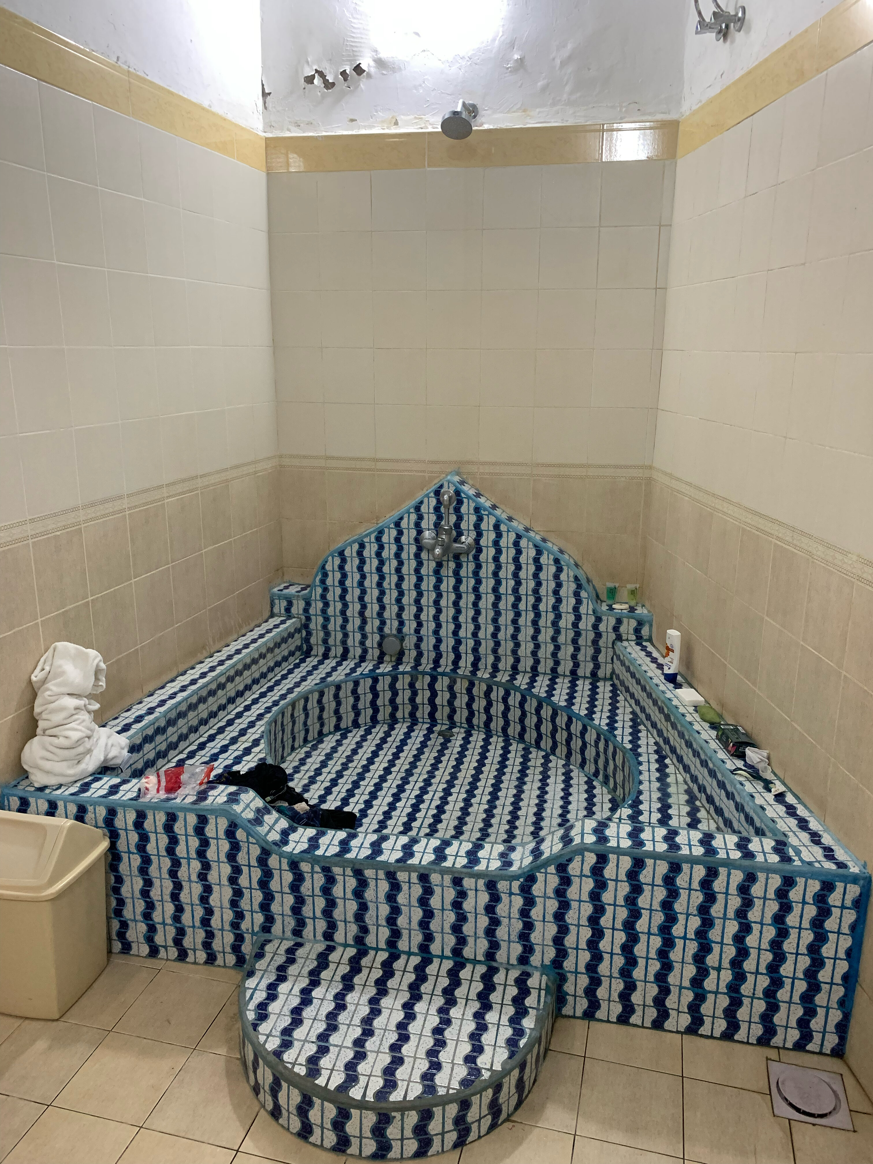 Фото Dhow Palace Hotel