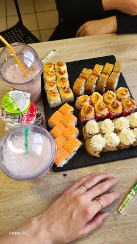 محل صنع البيتزا Parking pizza & sushi ، مقاطعة بسكوف، صورة