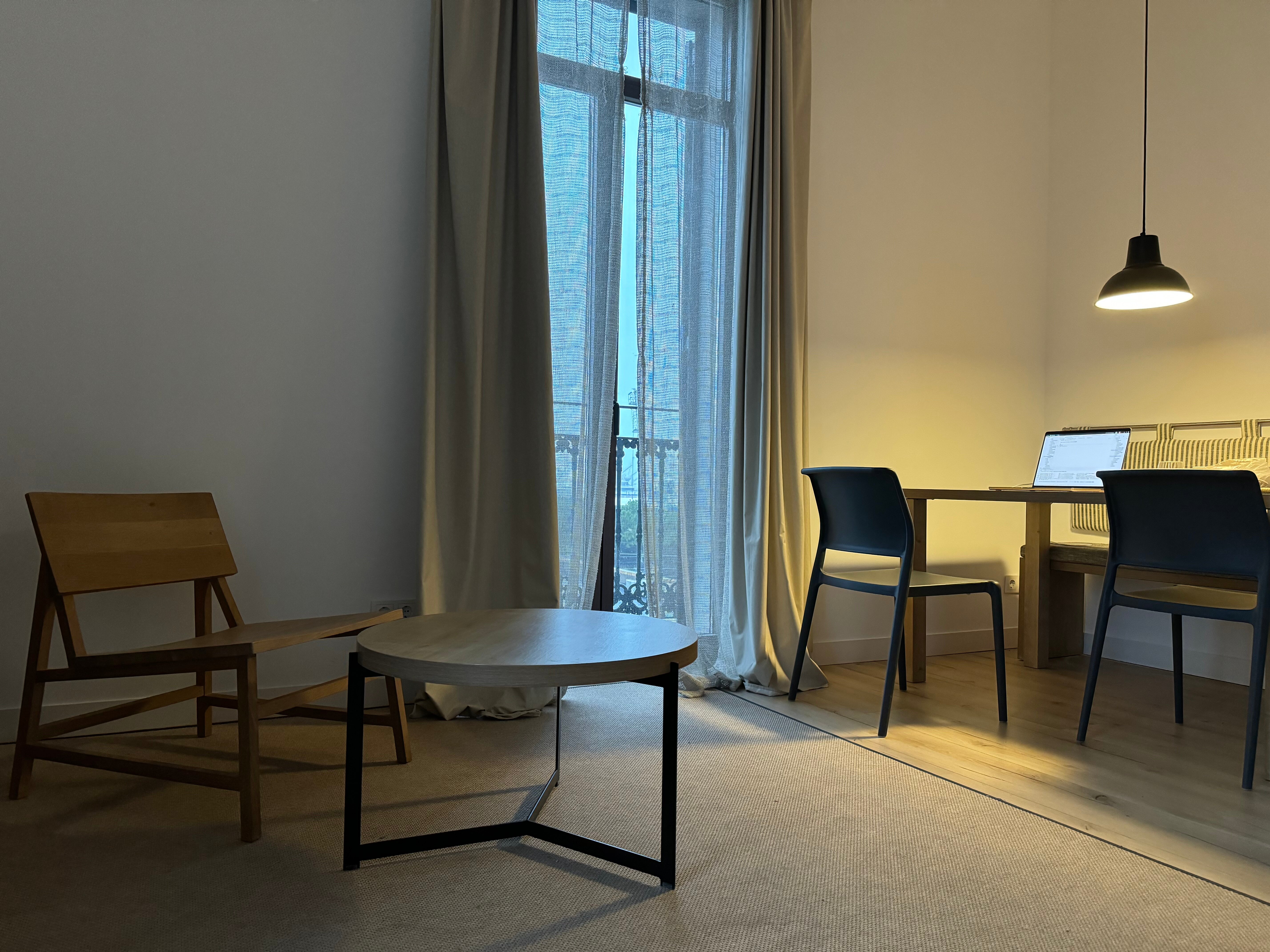 Фото Port Plaza Apartments