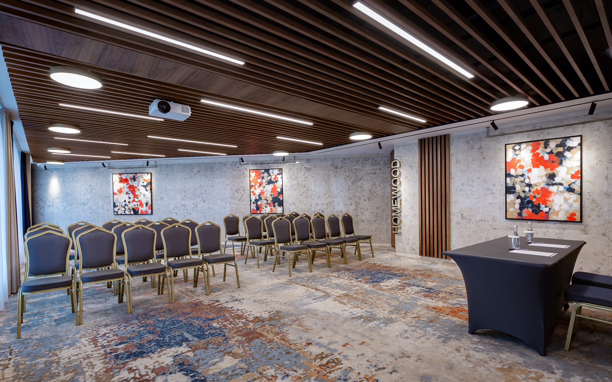 Фото DoubleTree by Hilton Hotel Novosibirsk