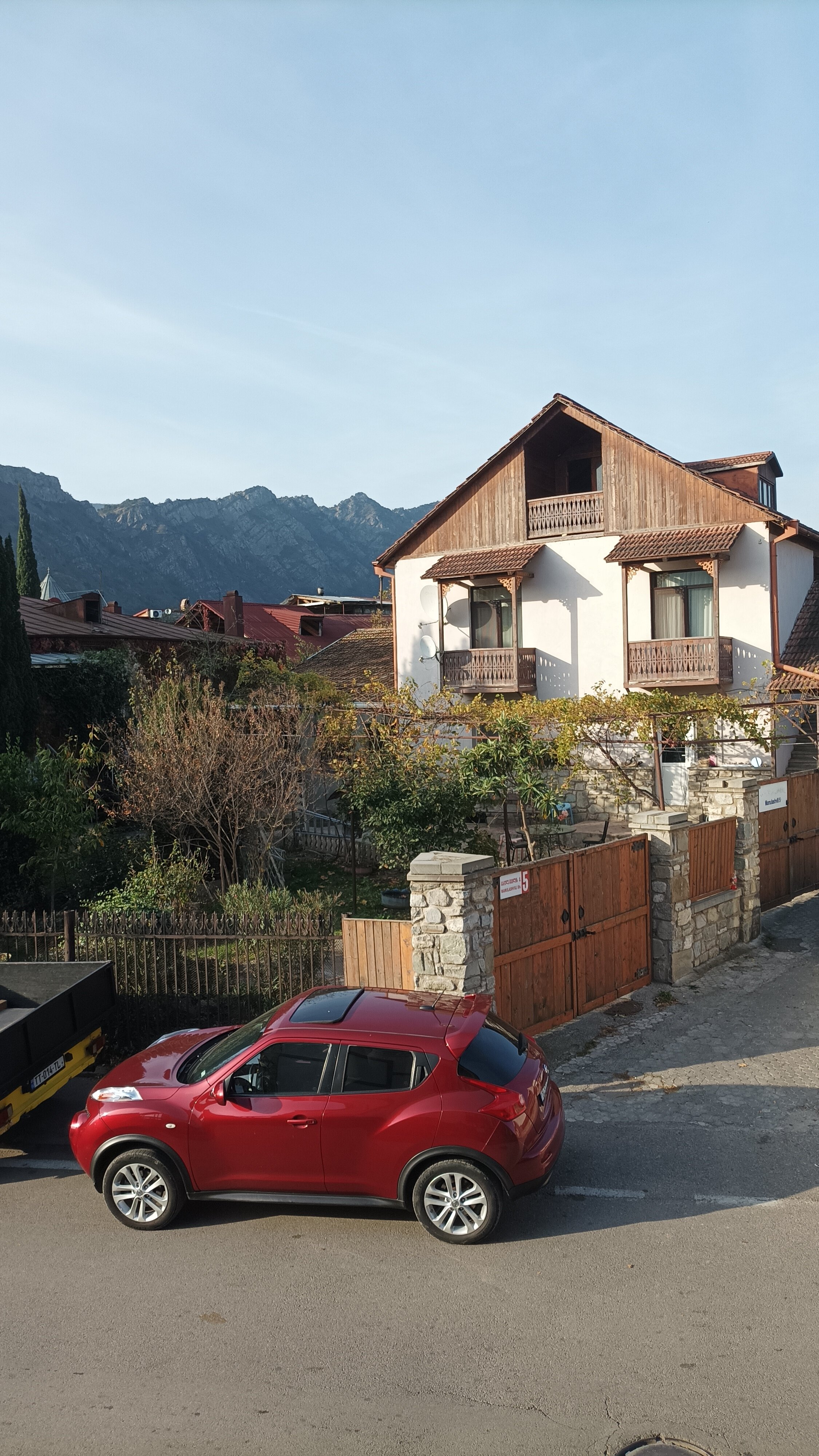 Фото Hotel Aragvi