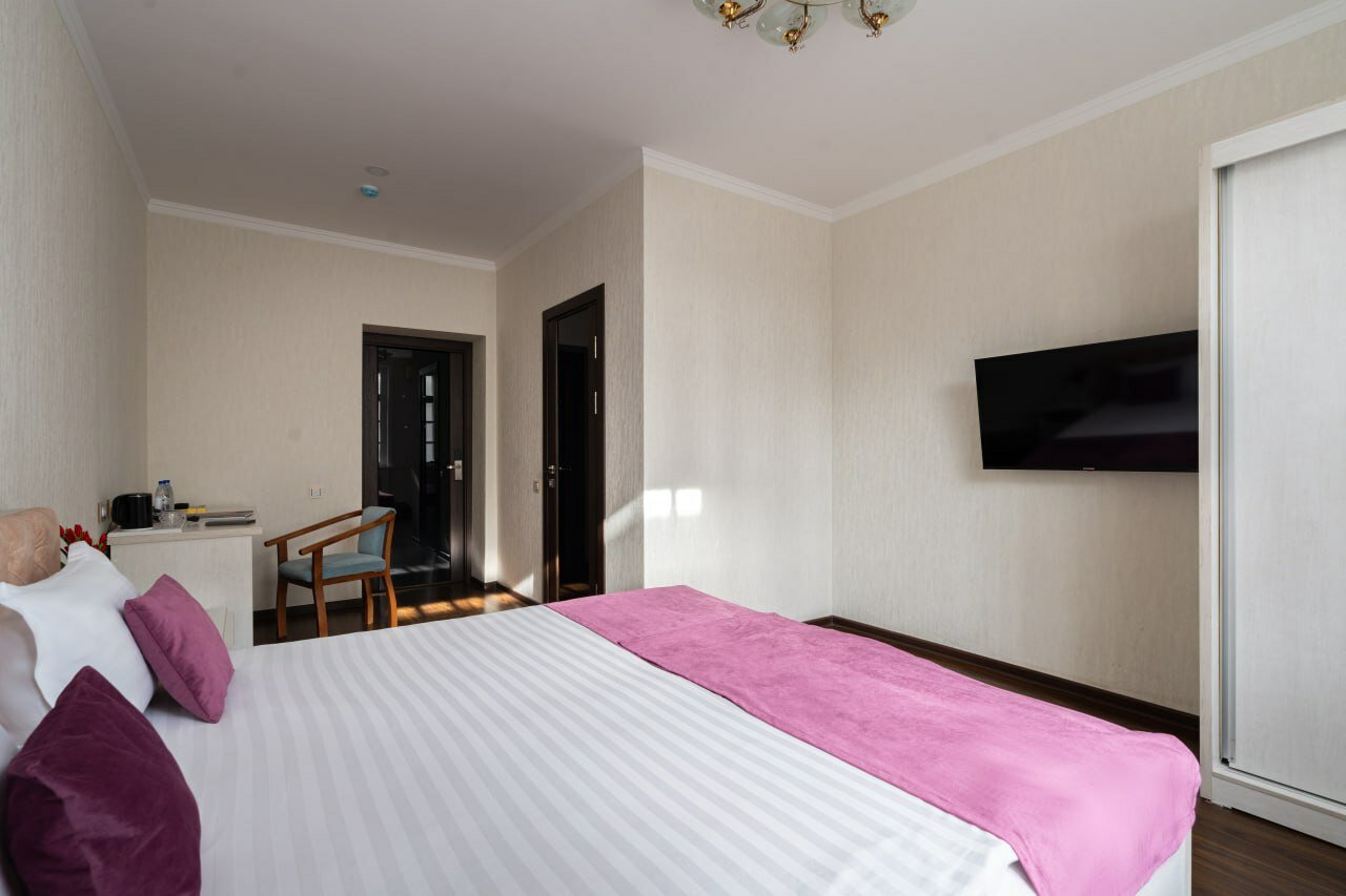 Фото Отель Шохжахон