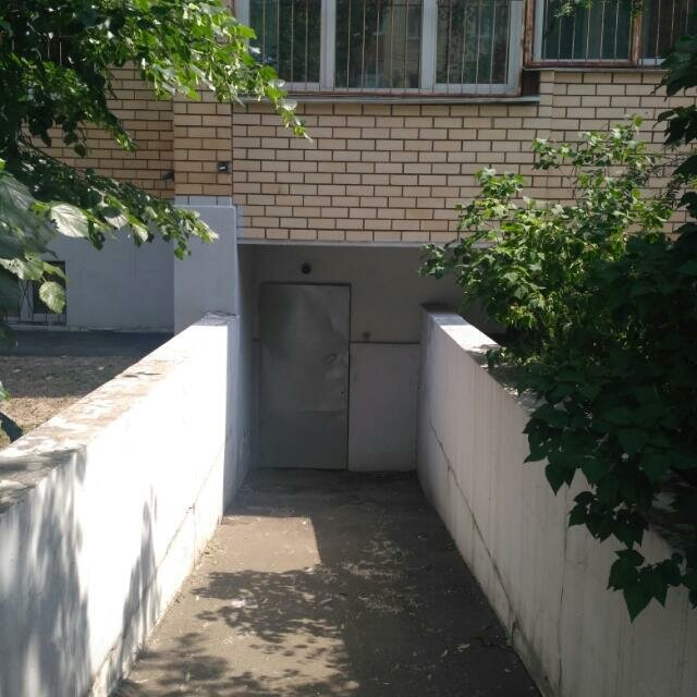 Waste sorting Пункт приёма вторсырья, Korolev, photo