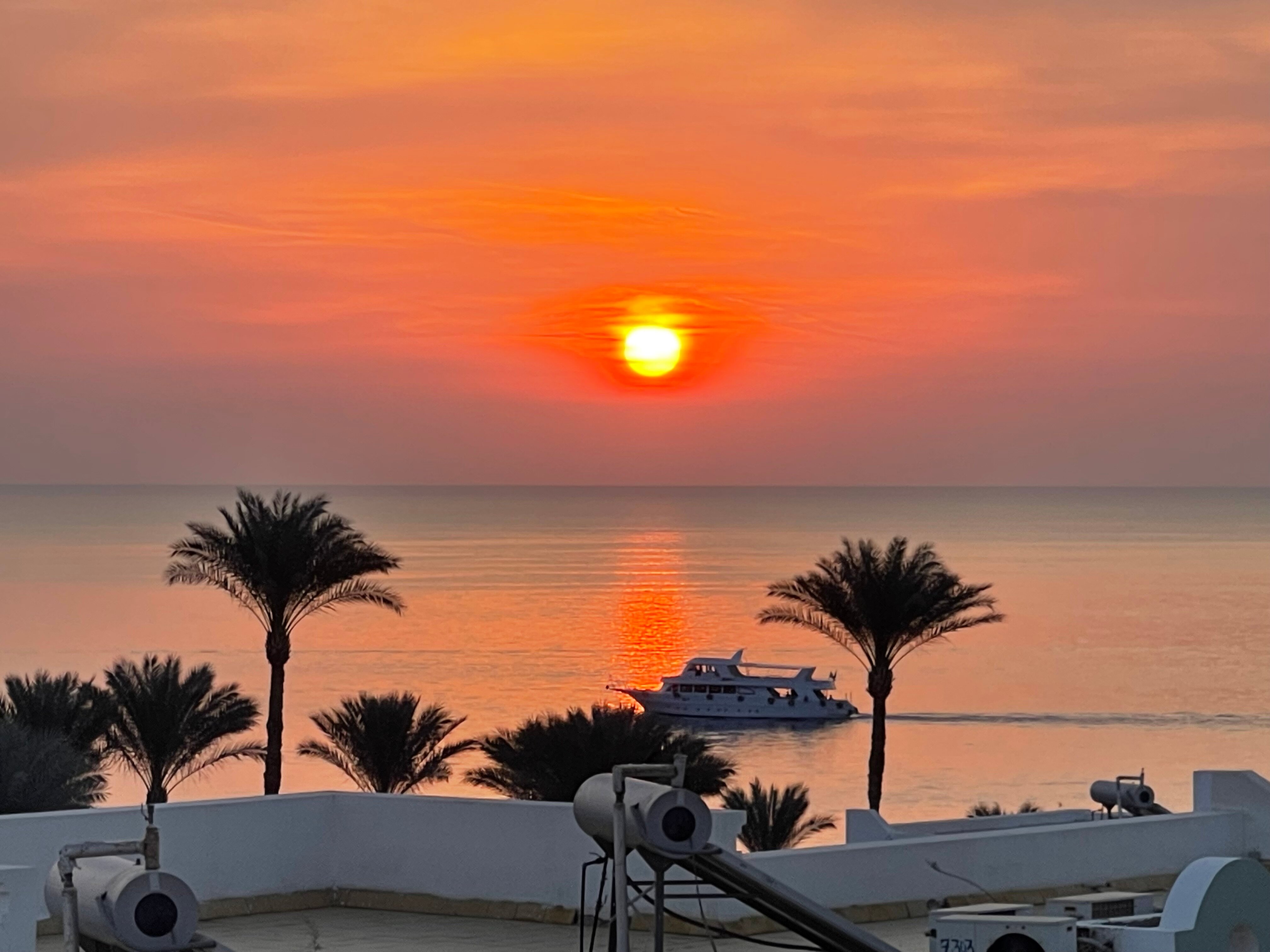 Фото Renaissance Sharm El Sheikh Golden View Beach Resort