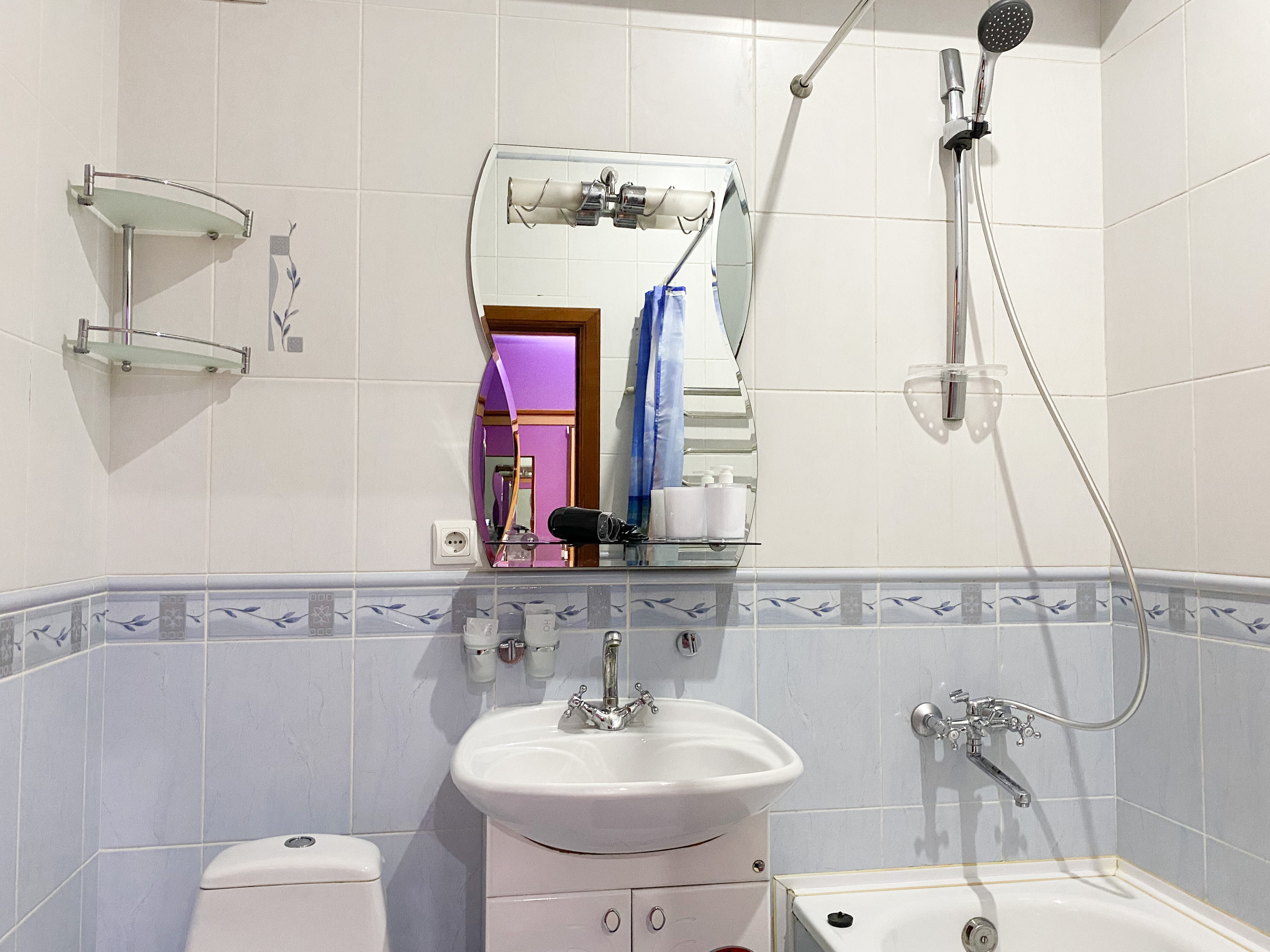 Фото Счастье жить в самом сердце Севастополя в яркой квартире