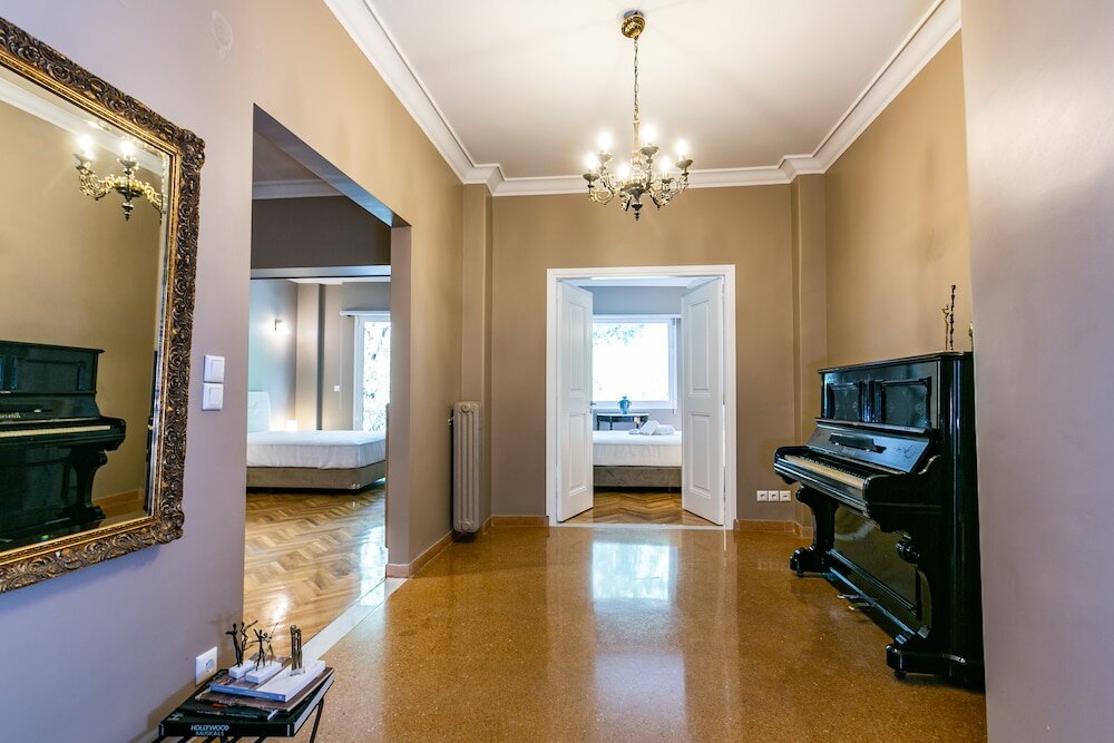 Фото Acropolis Urban Apartments