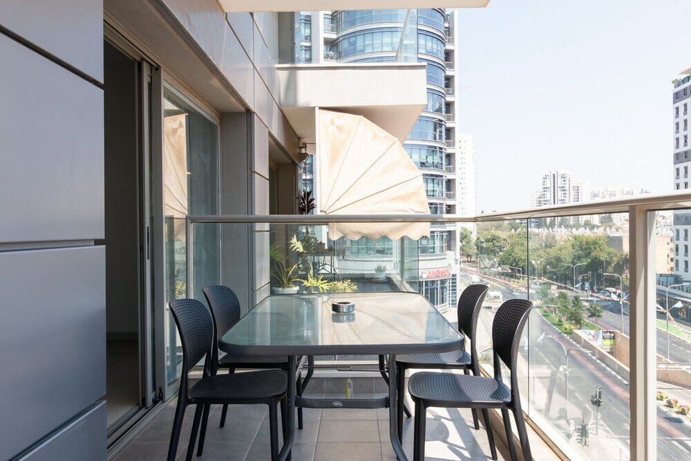 Фото Luxury Tower parking Shopping Mall 2br