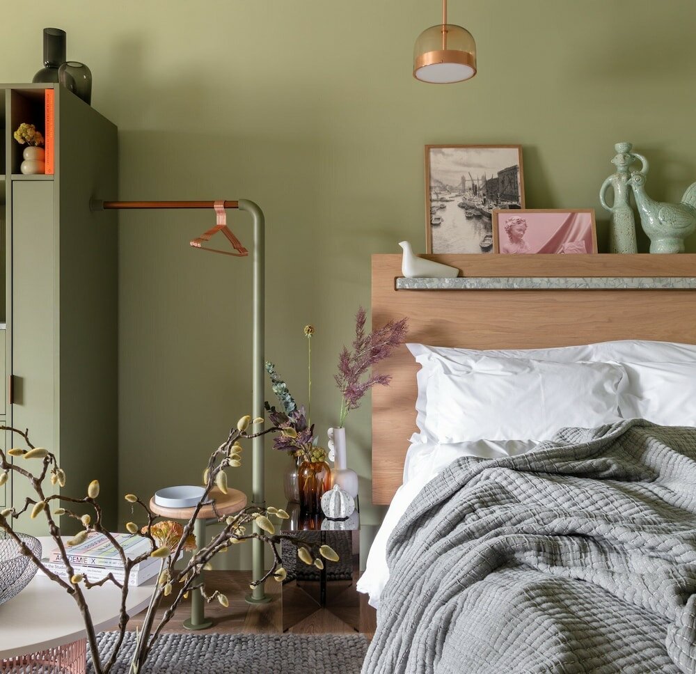 Фото Locke At Broken Wharf