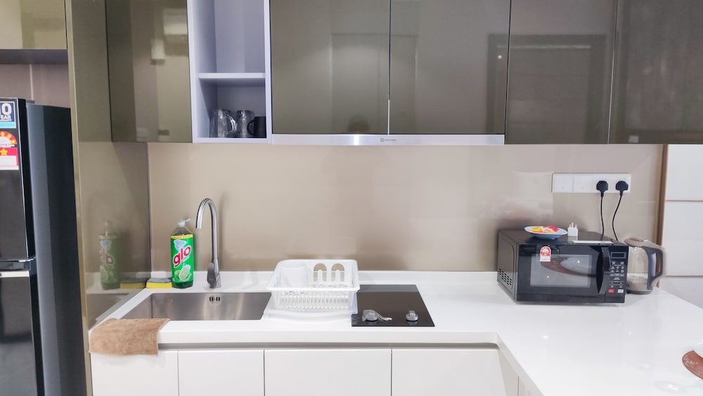 Фото Astra At 8 Kia Peng Suites