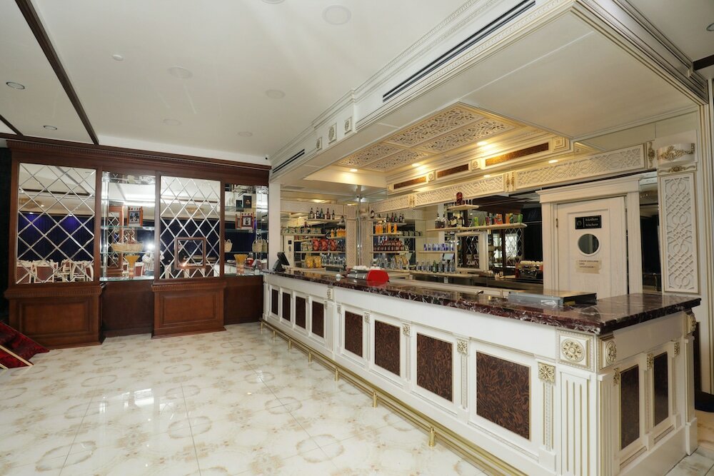 Фото Altus Hotel Baku