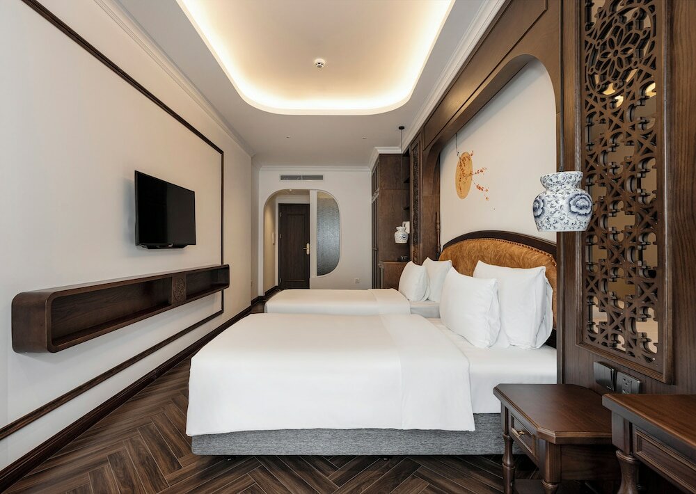 Фото Paradise Suites Nguyen Khuyen