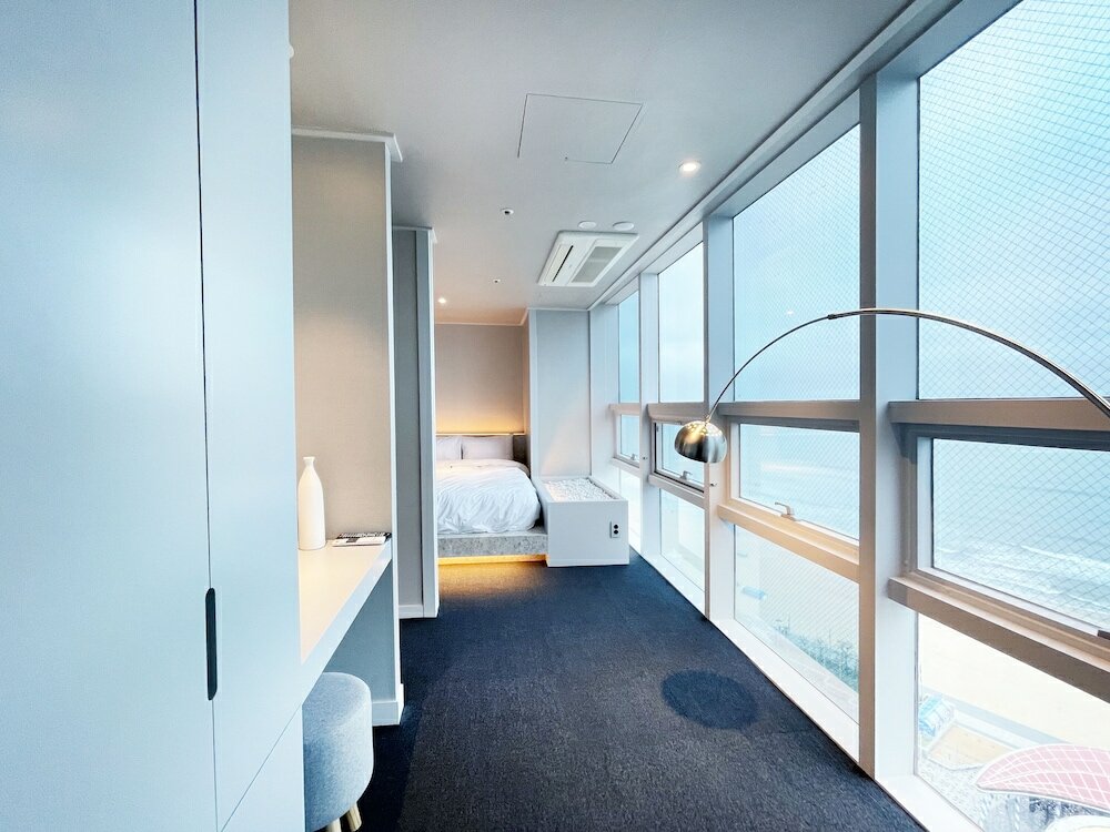 Фото Uh Suite The Haendae