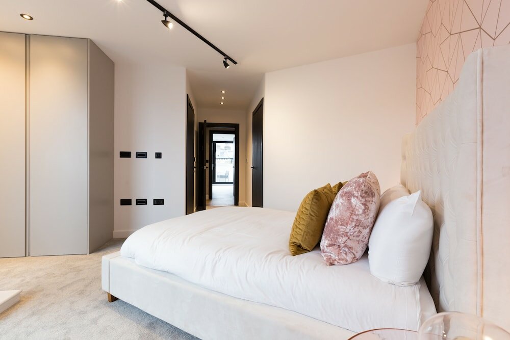 Фото Kentish Town Apartments by Allo Housing