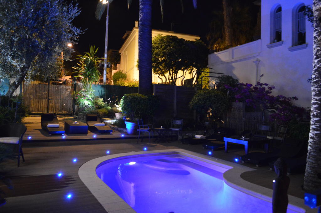 Фото Hôtel Petit Palais