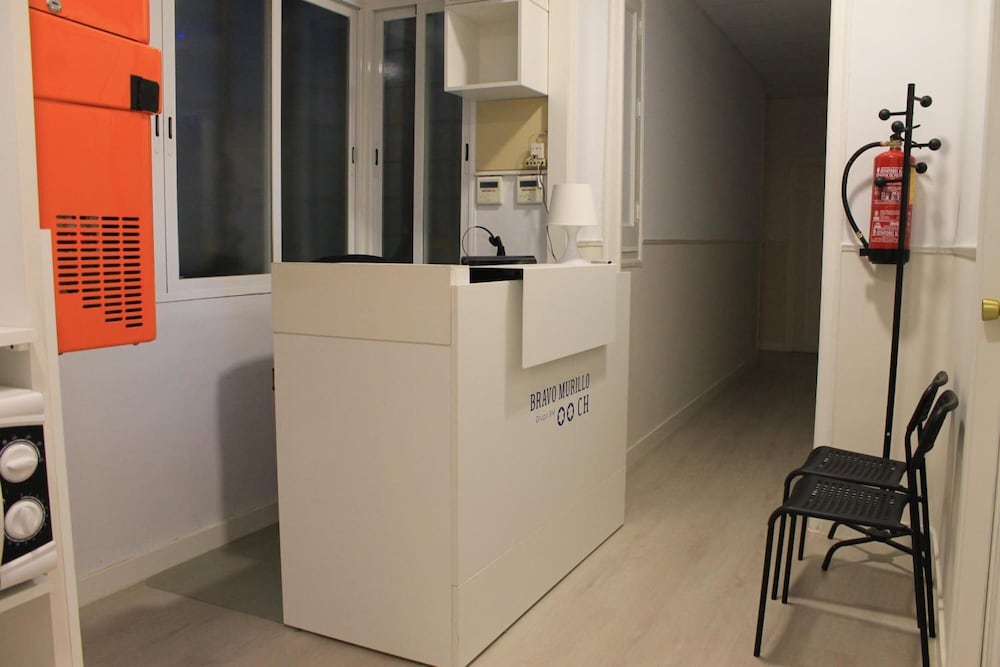 Фото Hostal Abitum Madrid