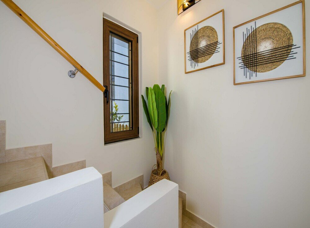 Фото EcoHome Villa