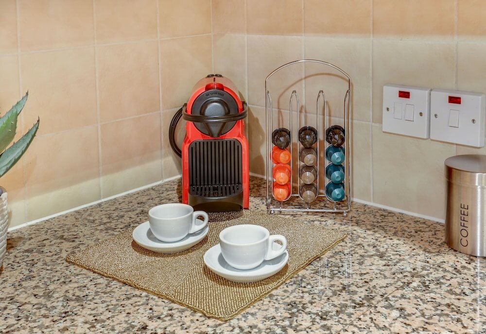 Фото Park Lane Apartments - Clarges St