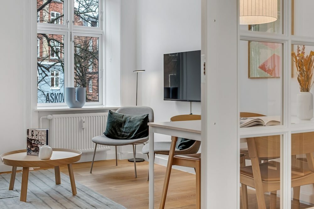 Фото Nabo Hotel Apartments