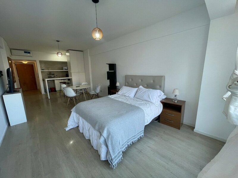 Гостиница Modern Studio With Balcony in the Heart of Buenos Aires в Буэнос-Айресе