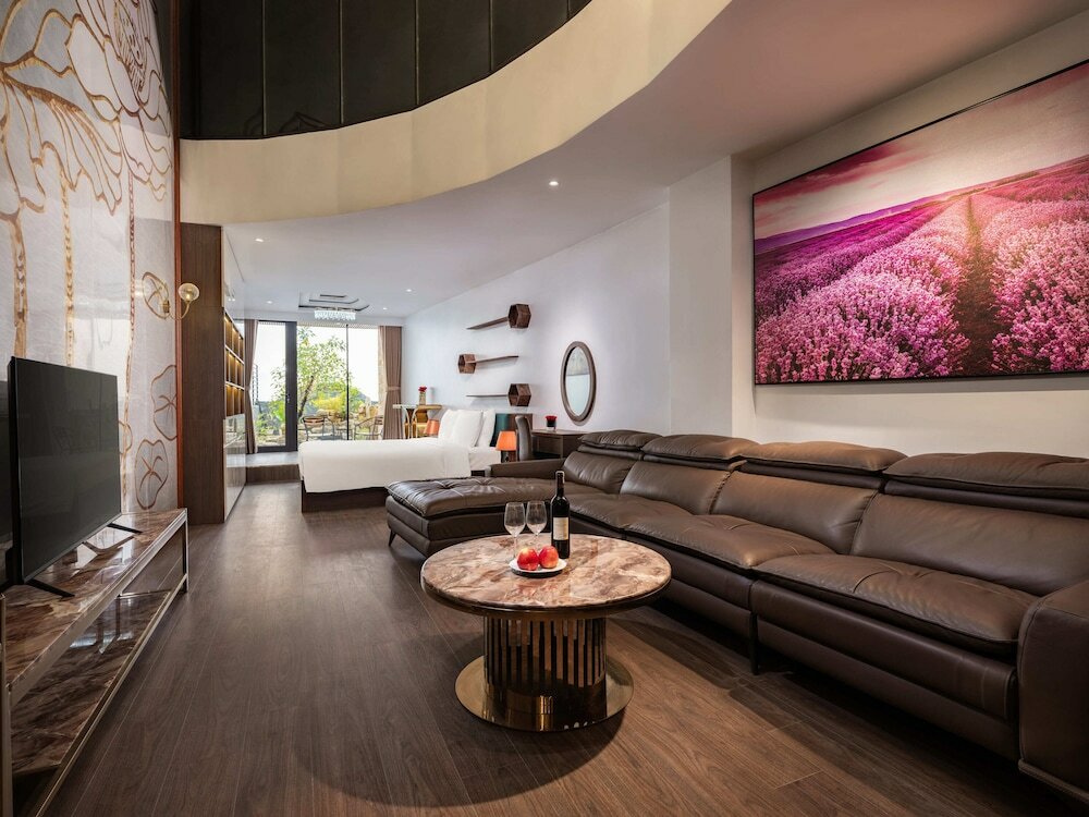 Фото MoonLight Tay Ho