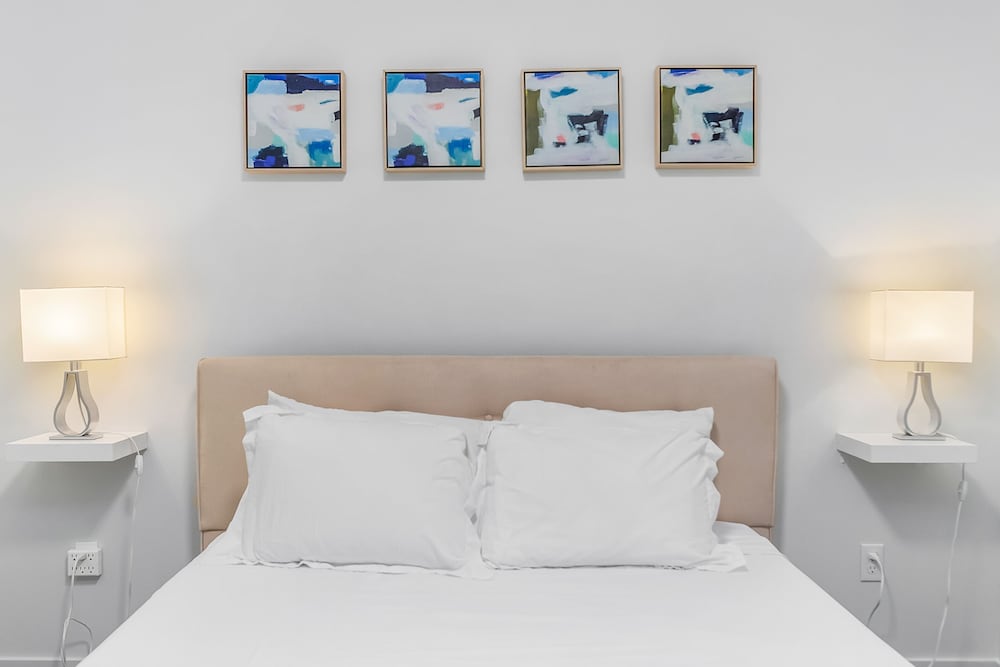 Фото The Sweetest Hill - 81 Walkscore