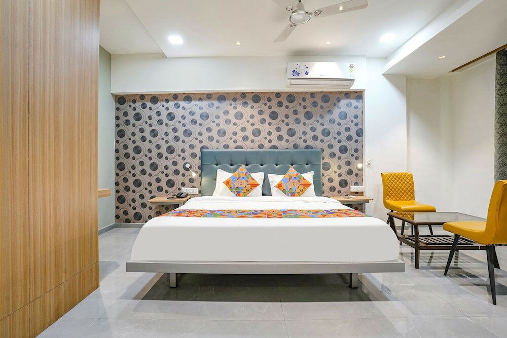 Фото Fabhotel Arc Palace