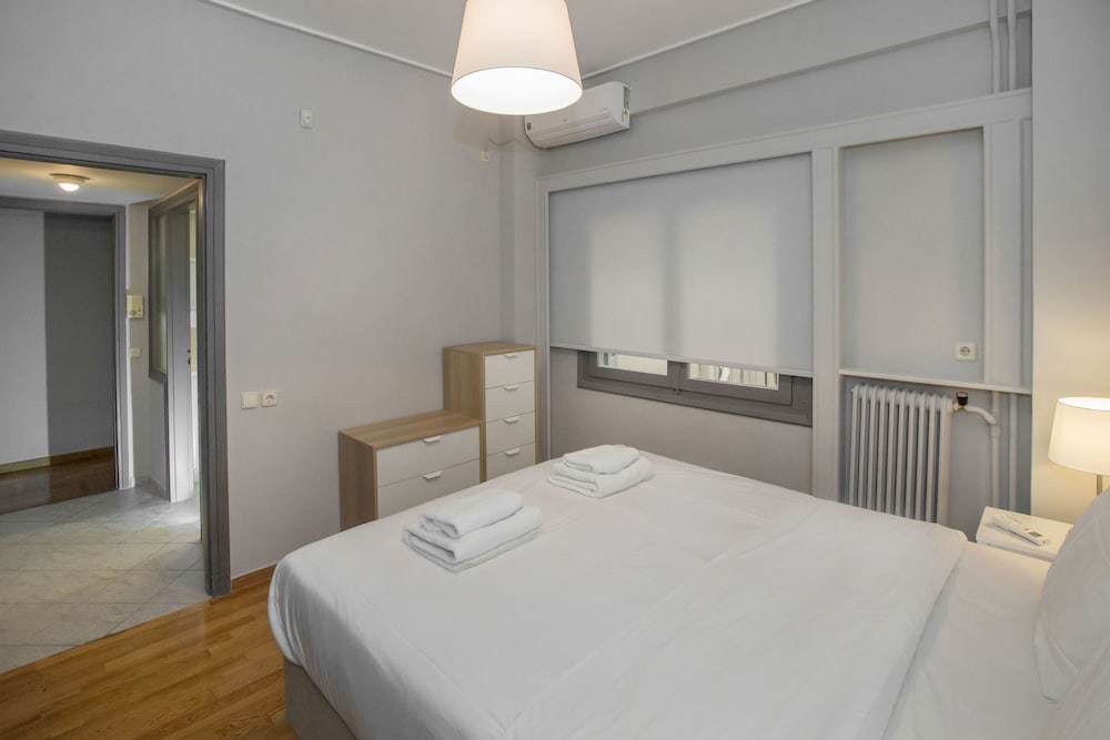Фото Cozy Apartment in Syntagma - Plaka by Ghh