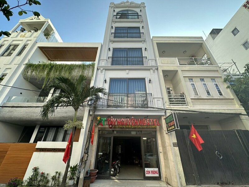 Гостиница Oyo 1181 Tay Nguyen Hostel в Дананге