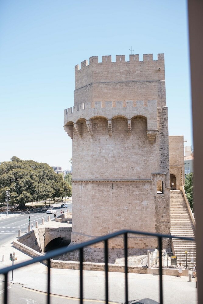 Фото MYR Puerta Serranos