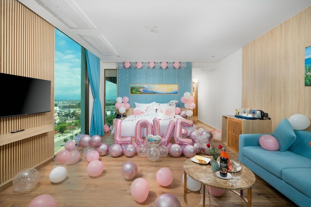 Фото Sala Grand TuyHoa Hotel