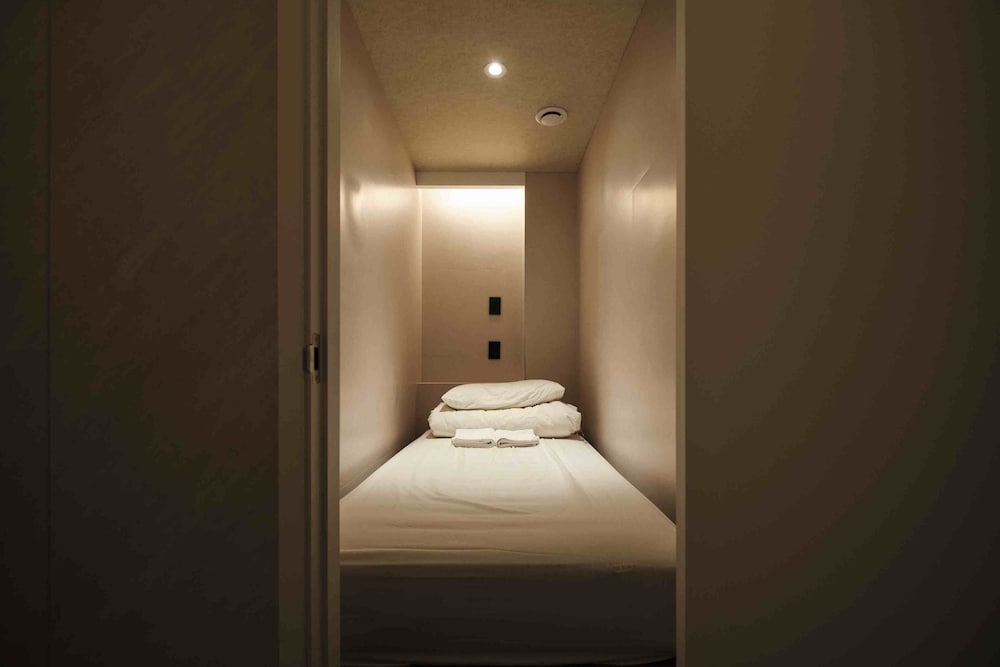 Фото Canvas Hostel - Black