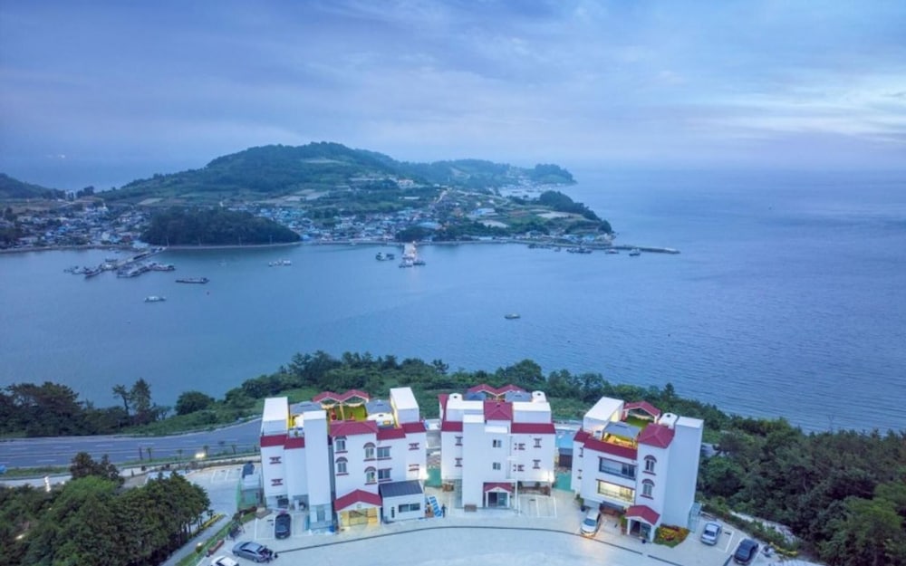 Фото Yeosu Querencia Resort