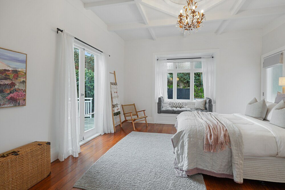 Фото Grey Lynn - Grandeur - Cafe Lifestyle