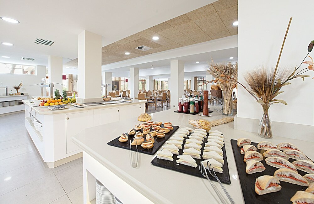 Фото Cabot Pollensa Park SPA - Family Resort