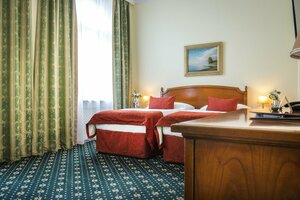 Гостиница Boutique Hotel Seven Days Prague 