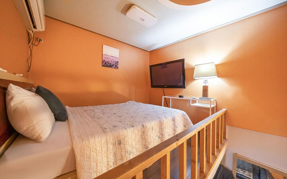 Фото Yeonsinnae Red