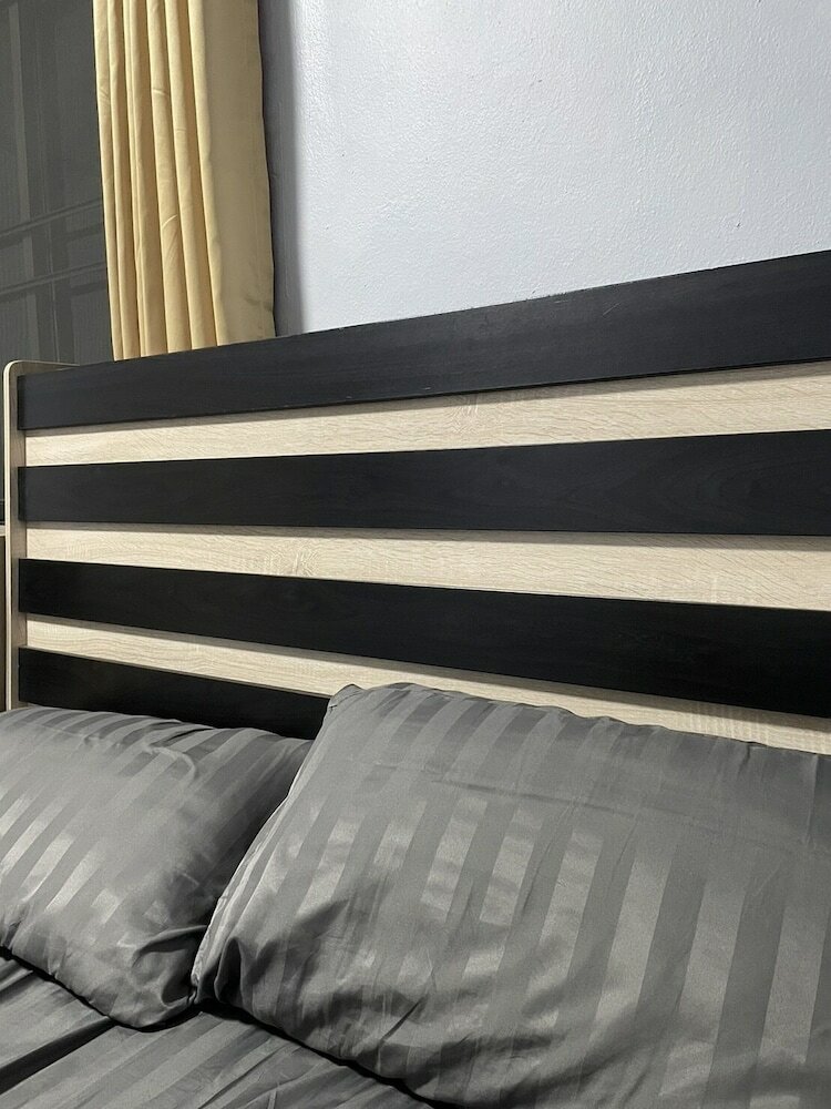 Фото SenDee Hostel