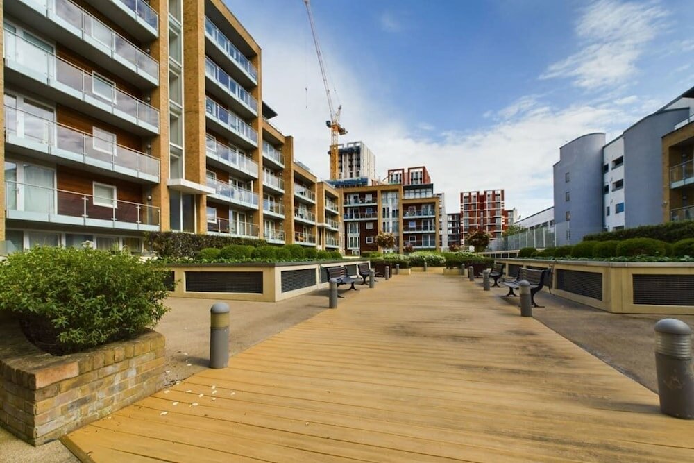 Фото The Battersea Sanctuary - Classy 1bdr Flat With Terrace