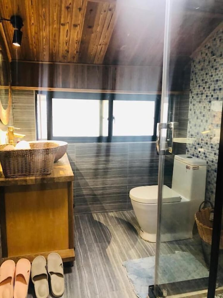 Фото Zhuozheng Xiangshu Inn