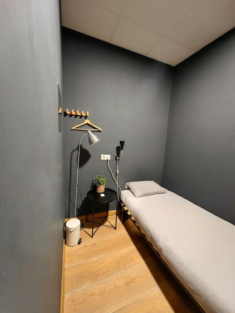 Фото Hostel Siesta & Go Nuevos Ministerios