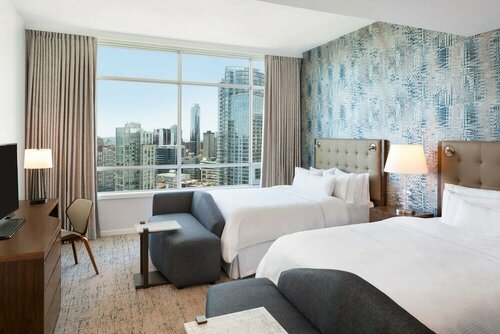 Гостиница Hilton Vancouver Downtown в Ванкувере