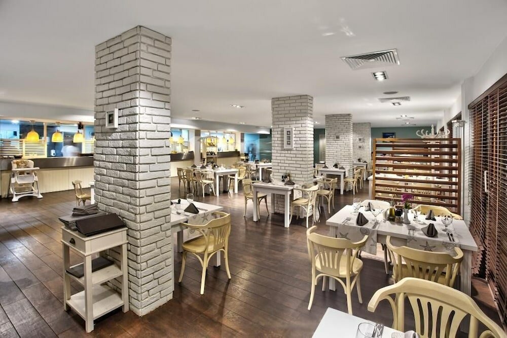 Фото Interhotel Sandanski