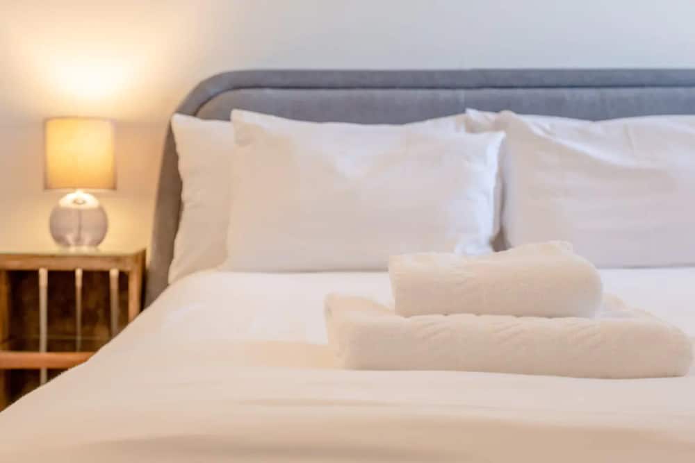 Фото Stylish 1 Bedroom Apartment in Affluent Fulham